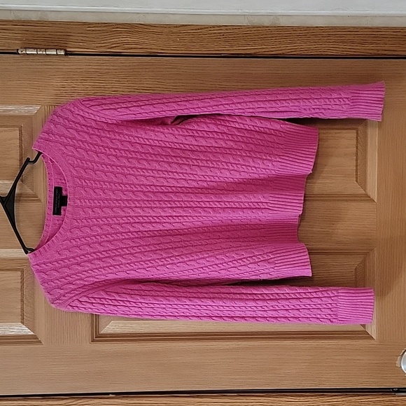 Express sweater - Picture 1 of 3